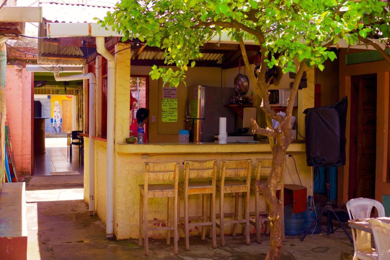 Hostal Los Chamos San Juan del Sur Extérieur photo