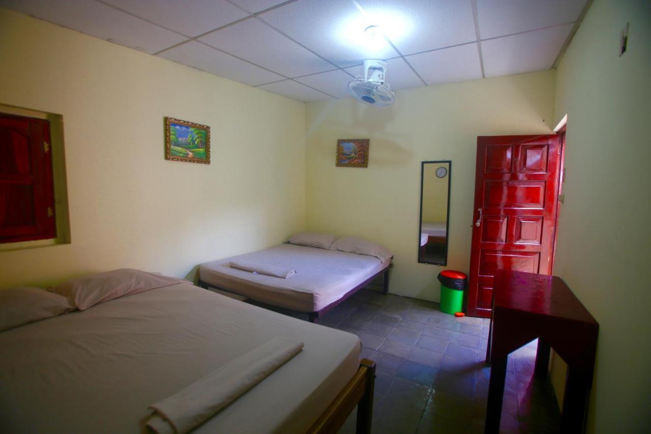 Hostal Los Chamos San Juan del Sur Extérieur photo