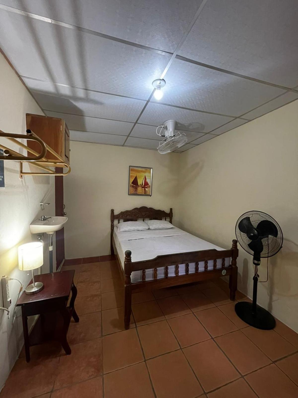 Hostal Los Chamos San Juan del Sur Extérieur photo